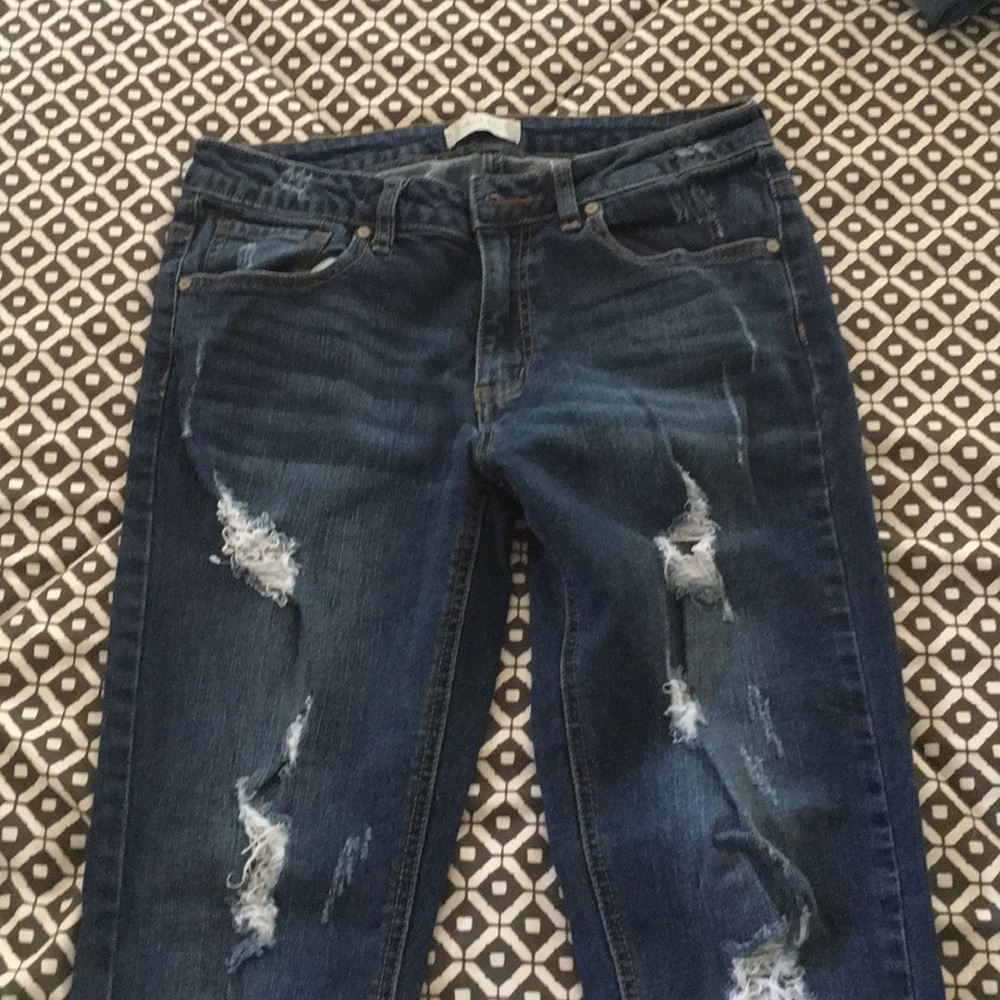 Distressed Boyfriend Jeans